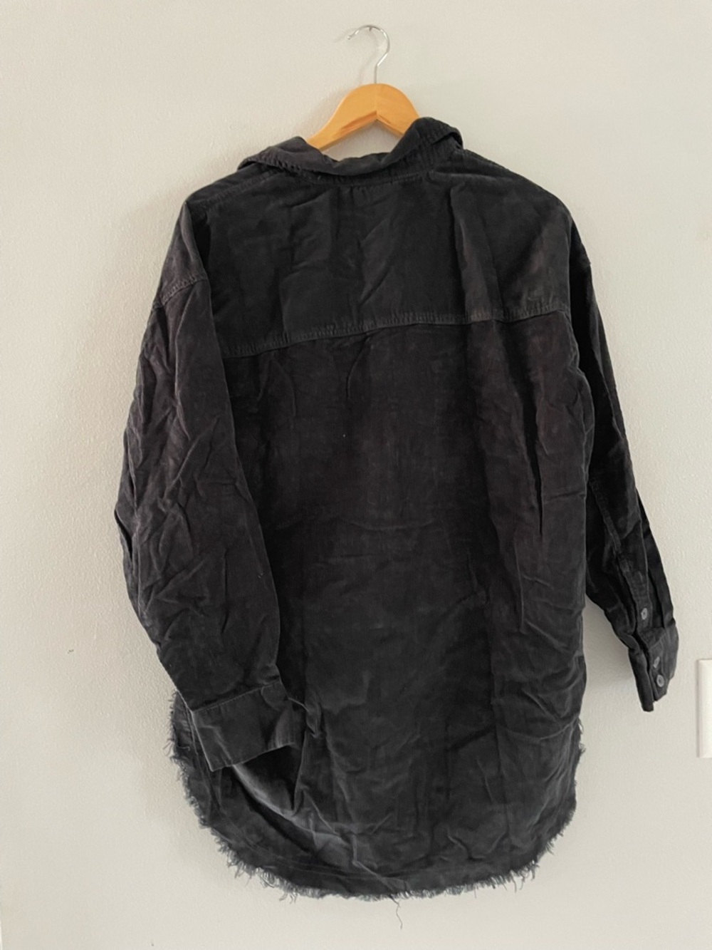 Offline by Aerie Black Lightweight Shirt Jacket - Picture 2 of 5